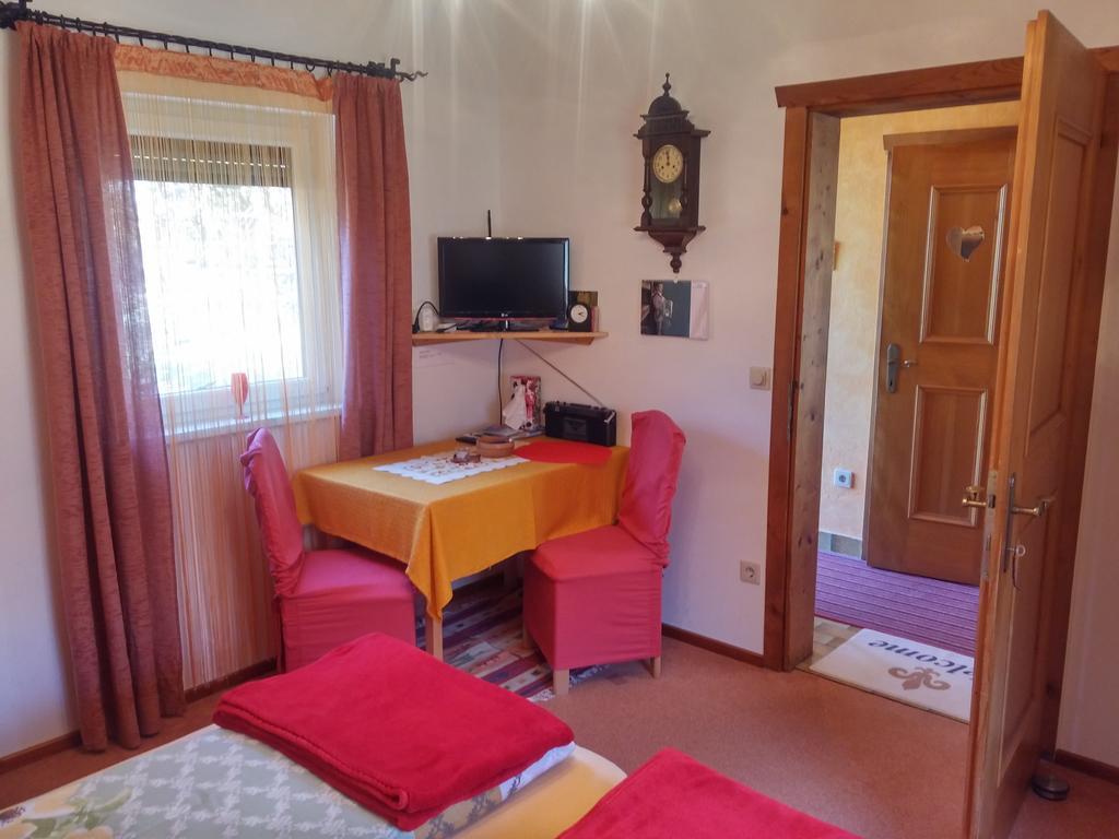 Haus Janschuetz Apartment ฟลาทอาค ภายนอก รูปภาพ